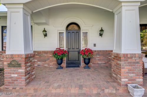 5621 Calle Camelia, Phoenix AZ 85018-4617 exterior