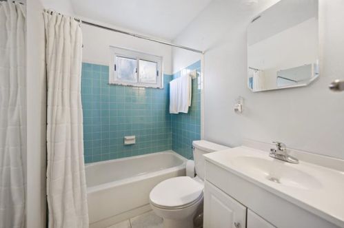 213 Hankey Farms Dr, Noblestown PA 15071-9301 exterior