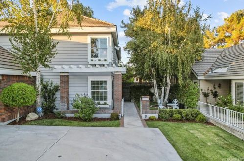 26068 Charonne Ct, Santa Clarita, CA 91355-2024