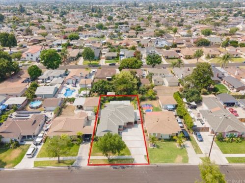 9648 Prichard St, Bellflower CA  90706-3031 exterior