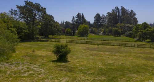 6499 Lone Pine Rd, Sebastopol CA  95472-5622 exterior