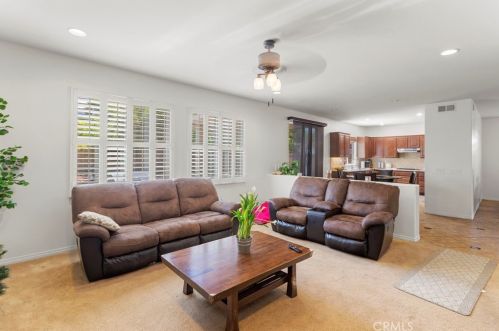 19505 Palomar St, Lake Elsinore CA  92530-6393 exterior