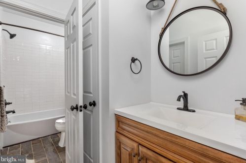 540 Mcdonalds Farm Rd, Linden VA  22642-5969 exterior