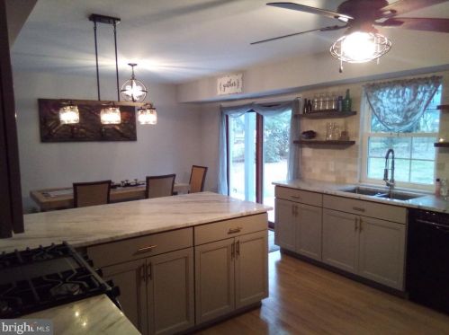 17 Waltham Way, Erial NJ  08081-9321 exterior