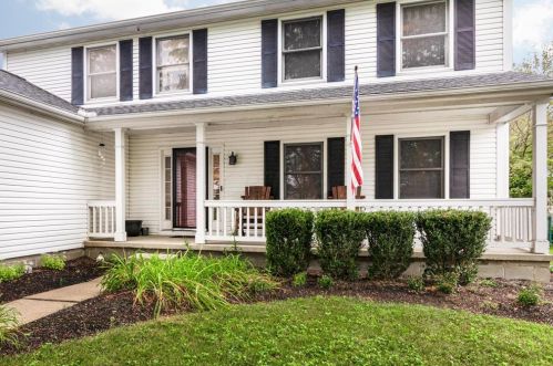 5568 Forest Glen Dr, Darbydale, OH 43123-9407