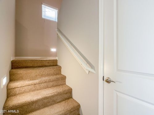 3919 79th Dr, Phoenix AZ  85043 exterior