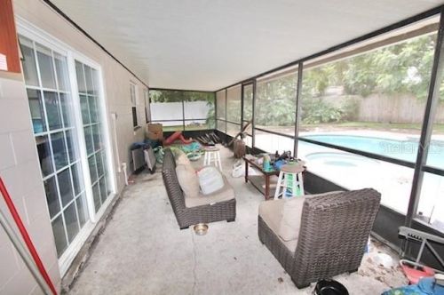 8438 Bay Oak Ct, Orlando FL  32810-1804 exterior