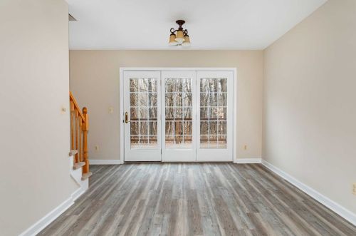 17 Windsor Ct, Poughkeepsie NY  12601-1116 exterior