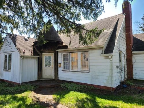 156 Saylor St, Somerset, PA 15501-1041