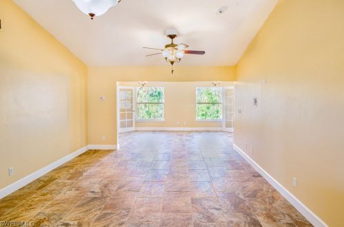 1813 Long Pt Ln, Sanibel FL 33957-2423 exterior