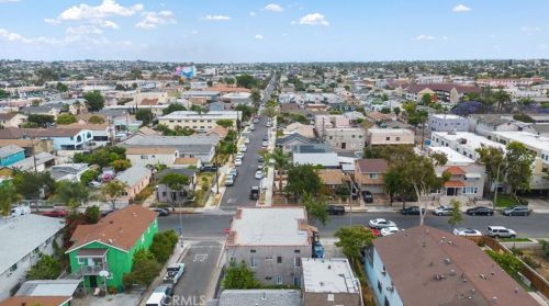 930 11th St, Long Beach CA  90813-3577 exterior