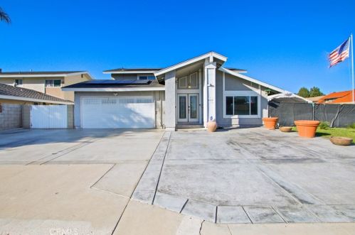 2117 Palais Rd, Anaheim, CA 92804-5431
