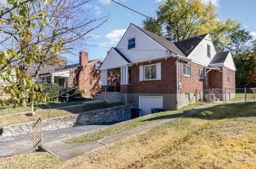 4337 Cappel Dr, Cincinnati, OH 45205-2023