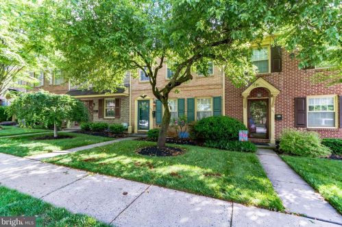150 Roboda Blvd, Limerick, PA 19468-2974