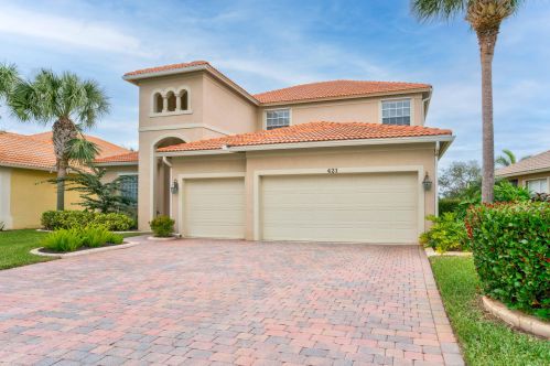 421 Sheffield Cir, Port Saint Lucie, FL 34983-3423