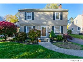 12 Salem Rd, Rochester, NY 14622-2622