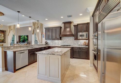 8285 Hawks Gully Ave, Delray Beach FL  33446-9674 exterior