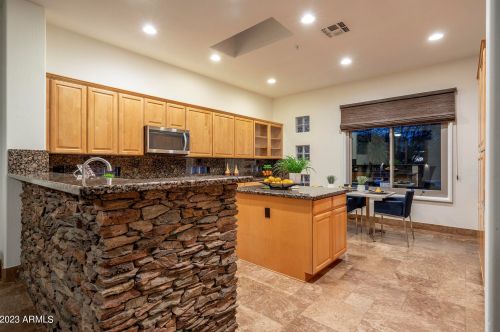 6738 Amber Sun Dr, Scottsdale AZ 85266-7032 exterior