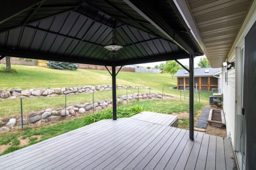 604 Brookstone Way, Watertown WI  53094-5902 exterior