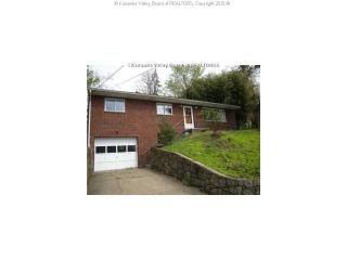 1005 Wilkie Dr, Charleston, WV 25314-1722