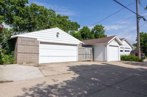 341 20th St, La Crosse WI  54601-5065 exterior