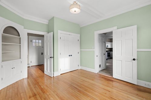 640 Mast Rd, Goffstown NH  03045 exterior