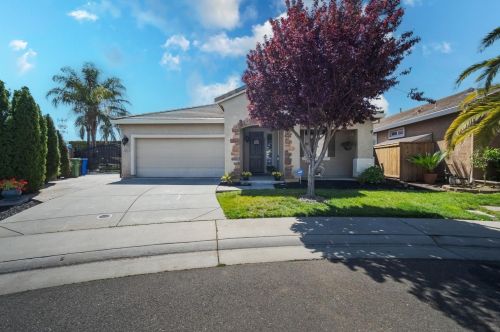 8685 Hawley Way, Elk Grove, CA 95624-4575