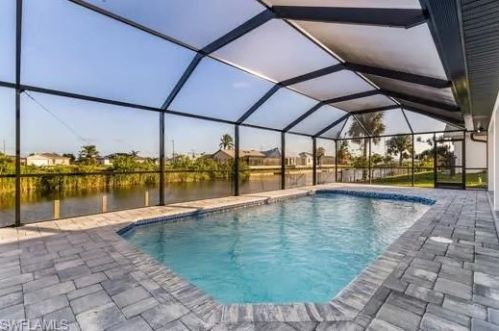 2227 2 Ter, Cape Coral FL  33990-1024 exterior