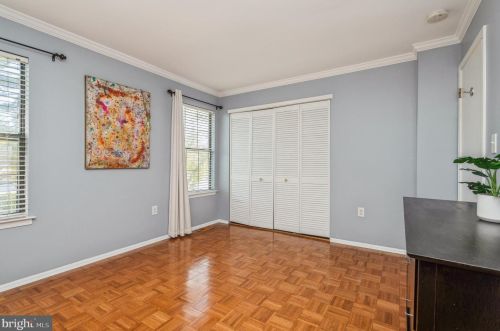 20 Van Buren Pl, Lawrence Township NJ  08648-4345 exterior