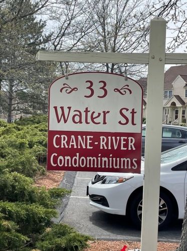 33 Water St, Danvers MA 01923-3766 exterior