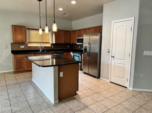 14147 Hearn Rd, Sun City AZ  85379-8646 exterior