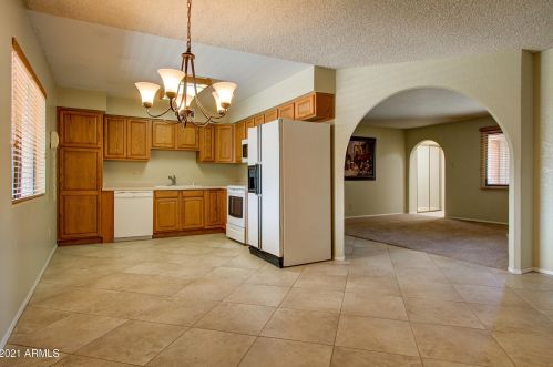 15241 52nd Ave, Glendale, AZ 85306-3405