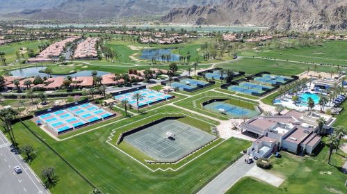 54720 Shoal Crk, La Quinta CA  92253-4782 exterior