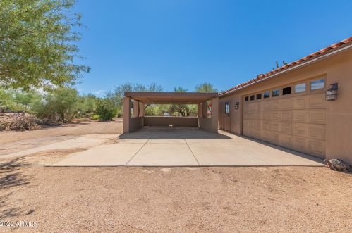 7839 Dixileta Dr, Scottsdale AZ exterior