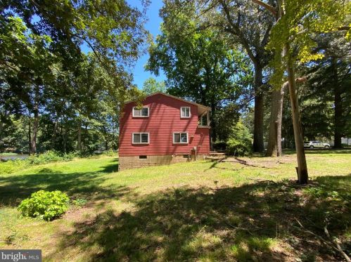 213 Shore Dr, Dover DE  19901-5740 exterior