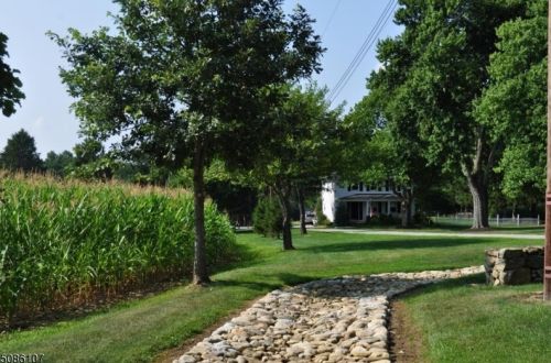 128 Anthony Rd, Glen Gardner, NJ 08826-3002