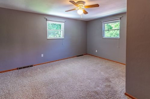 1216 Commercial St, Pittsburgh PA 15218-1102 exterior