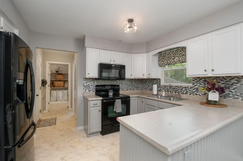 6464 Edgecliff Ter, Idlewild KY  41005-8143 exterior