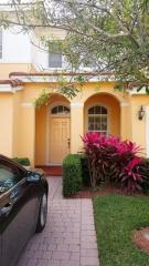 7338 Briella Dr, Boynton Beach FL  33437-3770 exterior