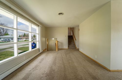 6625 44th Ave, Kenosha, WI 53142-3208