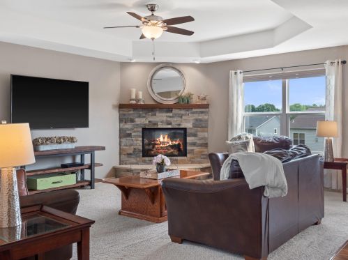 507 Oakmont Dr, Waukesha, WI 53188-2540