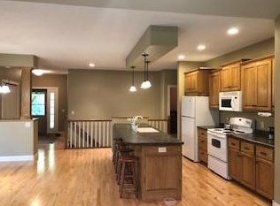 532 19th St, Willmar MN 56201-4828 exterior