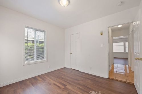 930 11th St, Long Beach CA  90813-3577 exterior