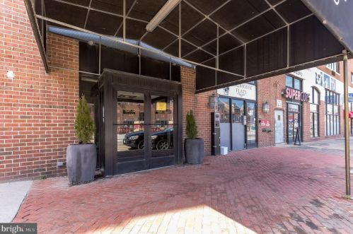 200 Lombard St, Philadelphia PA  19147-1605 exterior