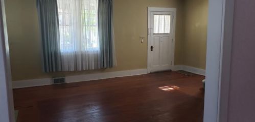 816 California Ave, Oakmont PA  15139-1360 exterior