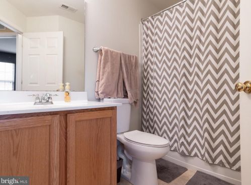 129 South Ave, Swedesboro NJ  08085-1693 exterior