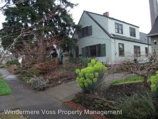2734 35th Pl, Portland OR  97212-2720 exterior