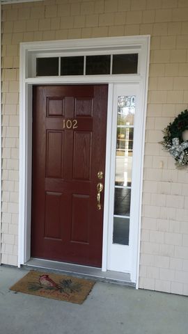 700 Pickering Dr, Garden City, SC 29576-7995