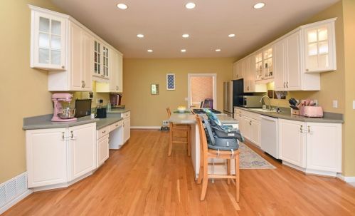 1043 Robertson Rd, Covington KY  41015-2145 exterior