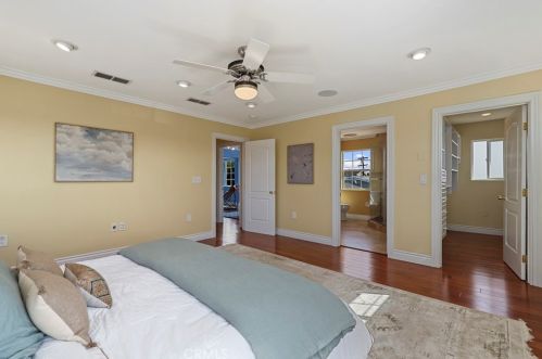 5101 133rd St, Hawthorne CA  90250-5054 exterior